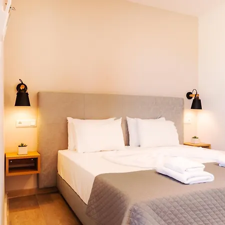 Melador Beachfront Apartament