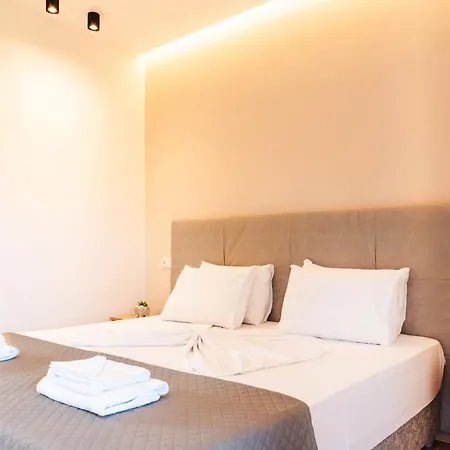 Melador Beachfront Apartament *